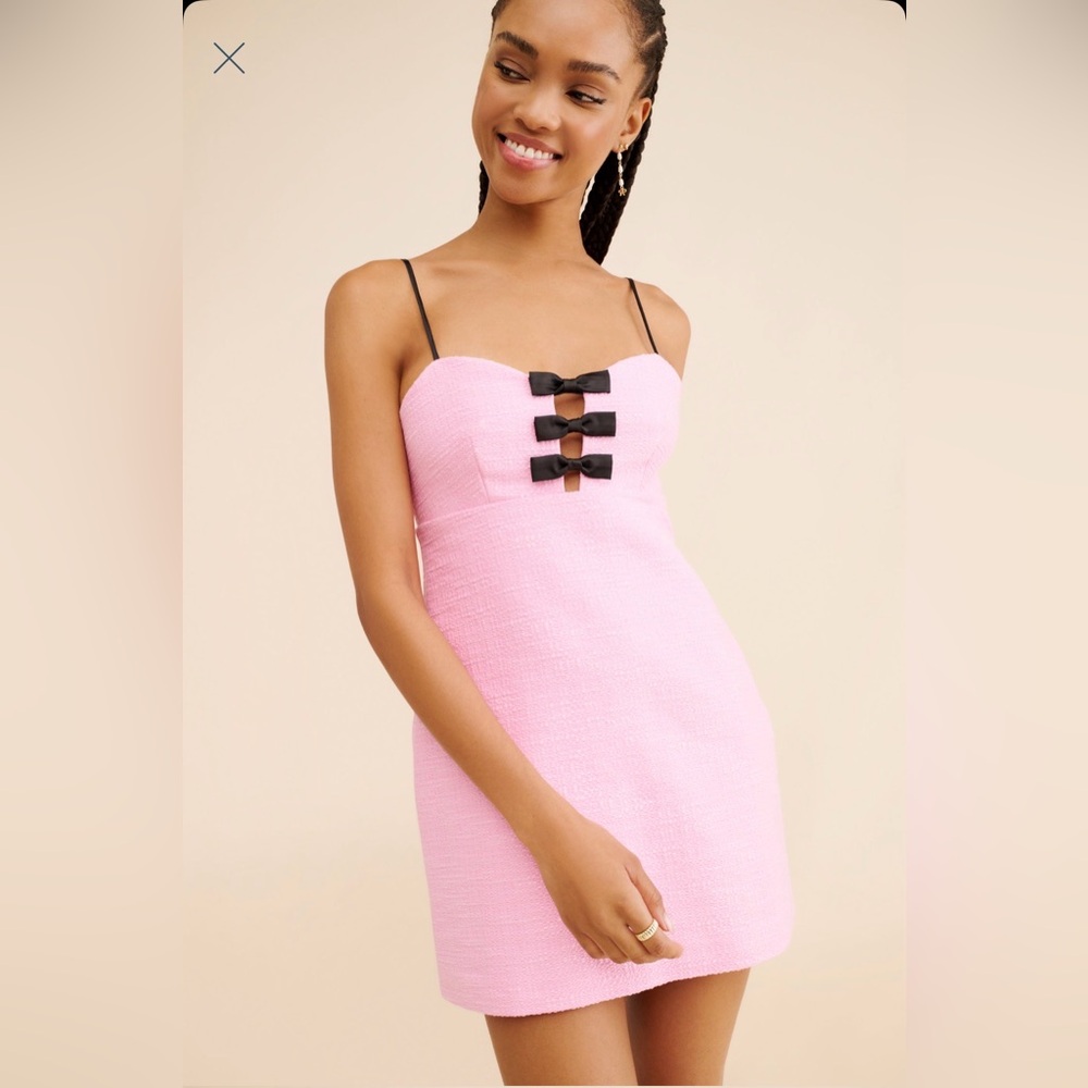 EUC LoveShackFancy Adelaide Tweed Mini
Dress size 4 in Pink.